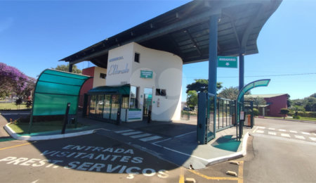 Casa à venda com 5 quartos, sendo 4 suítes,  no condomínio Residencial Eldorado, São Carlos - SP