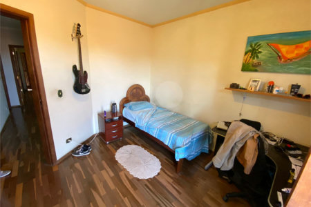 Casa/sobrado para venda com piscina no Santa Felícia Jardim