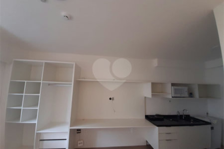 Studio 29 m² Próximo Metrô Paraíso na Aclimação