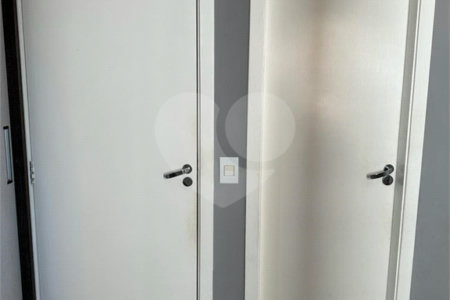 Apartamento MOBILIADO à venda. ÓTIMA OPORTUNIDADE!