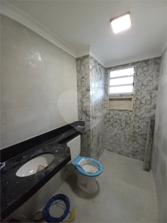 Excelente apartamento à venda, 2 quartos, ao lado do metrô Guilhermina-Esperança