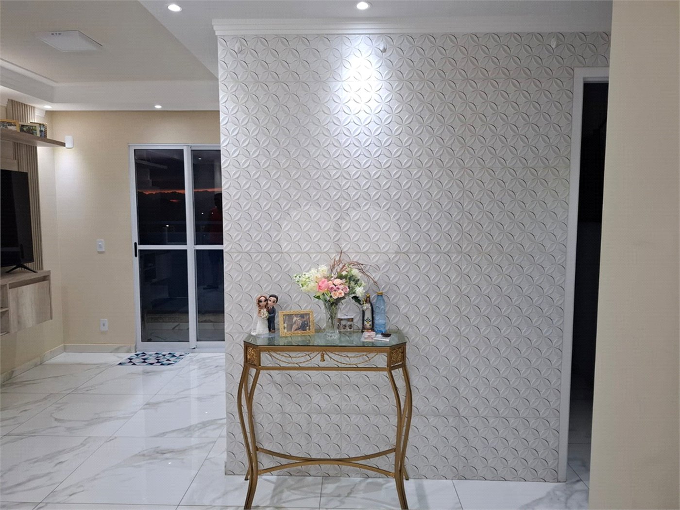 Apartamento com dois dormitórios a venda no Residencial Sineu