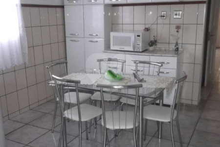 Casa térrea à venda na Saúde - terreno plano 250m² - 3 Quartos/5 Vagas