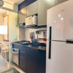Apartamento com 2 quartos, 1 suíte, varanda gourmet, churrasqueira, lazer completo.