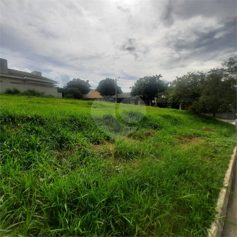 Lote a venda no condominio Villaggio Capriccio
