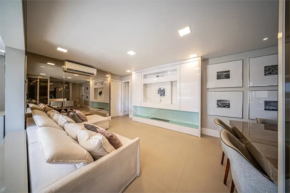 Apartamento à venda com 3 suítes em Jardim Fonte do Morumbi, São Paulo, SP
