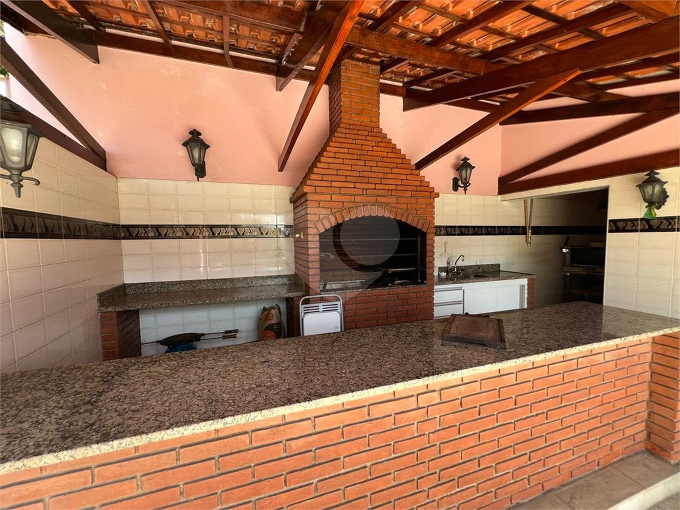 CASA TÉRREA ALTO PADRÃO NO TREMEMBE