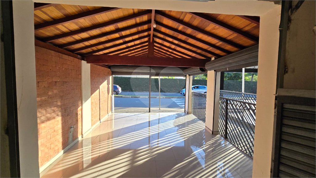 Salão 110m² comercial na Lucas Nogueira Garcez - Atibaia- SP