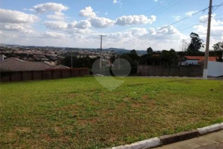 Terreno à Venda em Vinhedo/SP