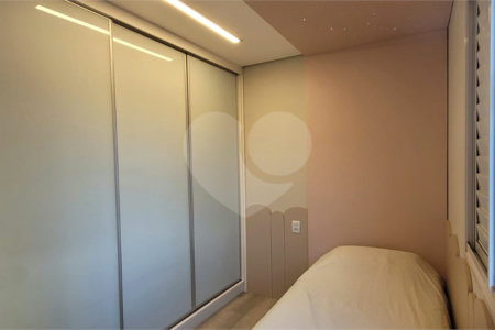 Amplo apto à venda | 113 m² | 3 dormitórios (1 suíte) | 2 vagas na Mooca!