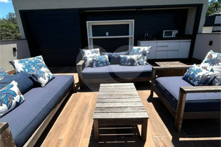 Belíssima Casa à venda com 453m², 4 suítes e 5 vagas de garagem em Atibaia!!!!