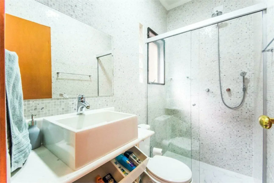 Casa à venda ou para alugar com 4 suítes em Saúde, São Paulo, SP