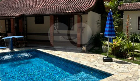 Casa à venda com 5 quartos em Guaratuba, Bertioga, SP