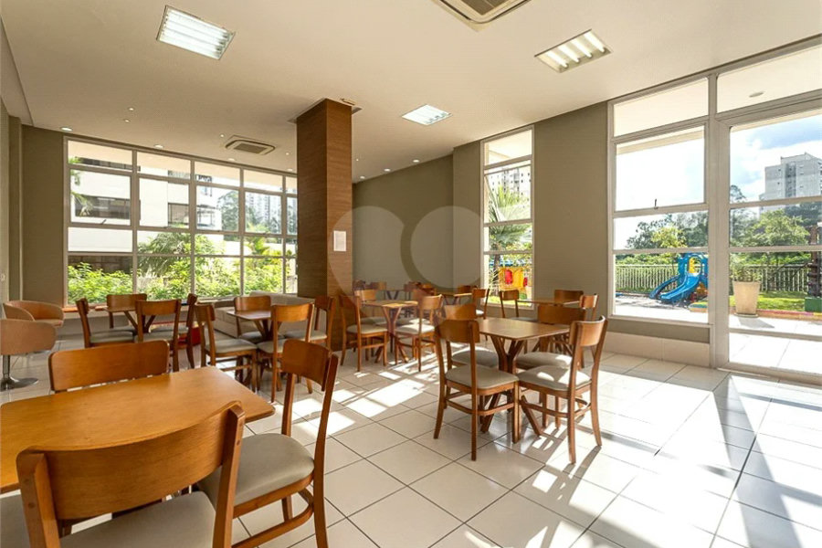 **Morumbi - Condomínio Antígua | 107 m² | 2 dormitórios | 1 suíte | 2 vagas**