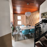 Casa à Venda no Santa Marta com 3 Suítes e Piscina