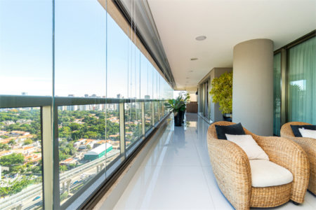 Apartamento à venda com 4 quartos, sendo 3 suítes, em Campo Belo, São Paulo, SP