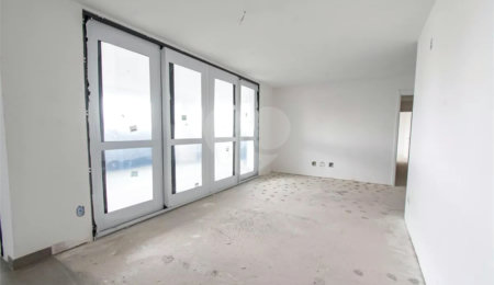 Apartamento à venda com 3 suítes em Vila Firmiano Pinto, São Paulo, SP