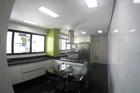 Apartamento 215m² no Anália Franco - 3 suítes