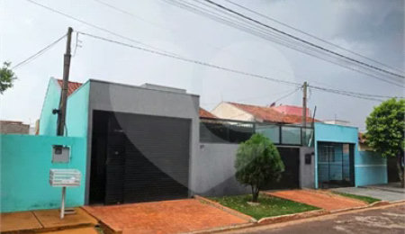 Casa à venda com 2 quartos em Residencial Ponta Porã II, Ponta Porã, MS
