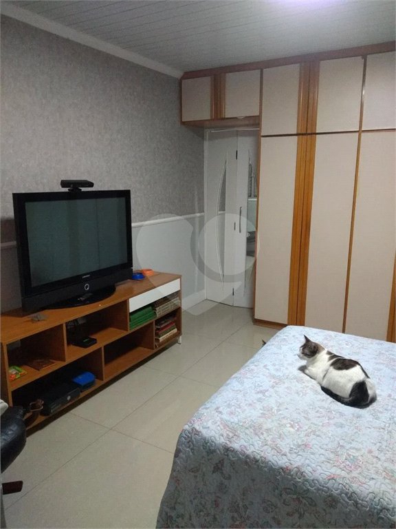 Linda Casa Sobrado a venda no Alto da Mooca com excelente acabamento, semi mobiliada com 2 suítes