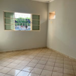Casa para alugar com 4 quartos, sendo 2 suítes, no Centro, Três Lagoas, MS