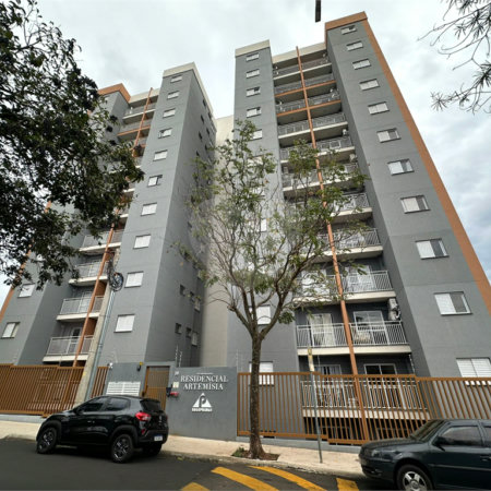 Apartamento a venda com 2 dormitorios sendo 1 suíte