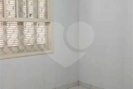 CASA A VENDA COM 125M², 2 DORMITÓRIOS, 1 BANHEIRO, 1 VAGA, TAUBATÉ/SP.