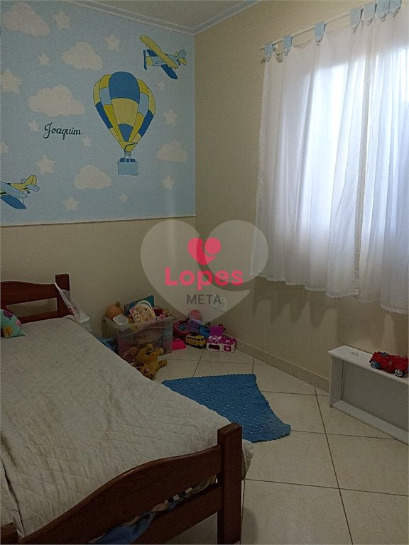 CASA À VENDA RESIDENCIAL ANA MARIA 192m², 3 DORMITORIOS, 1 SUITE, 2 VAGAS DSÃO JOSÉ DOS CAMPOS/SP