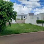 Vende-se terreno no Village Damha em Araraquara