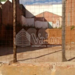 Terreno plano com 253,00 m² de área total.