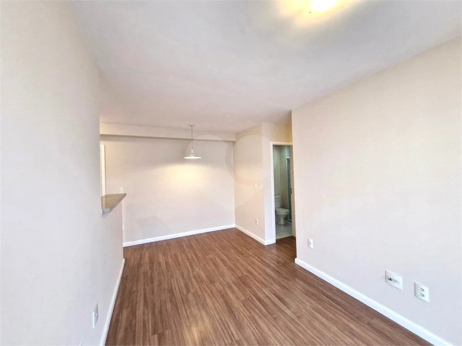 Apartamento a venda com 2 quartos no Jardim Marajoara