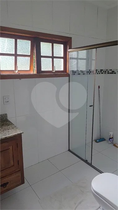 Casa à venda com 3 quartos, sendo 2 suítes, no condomínio Cafezal VI, Itupeva - SP