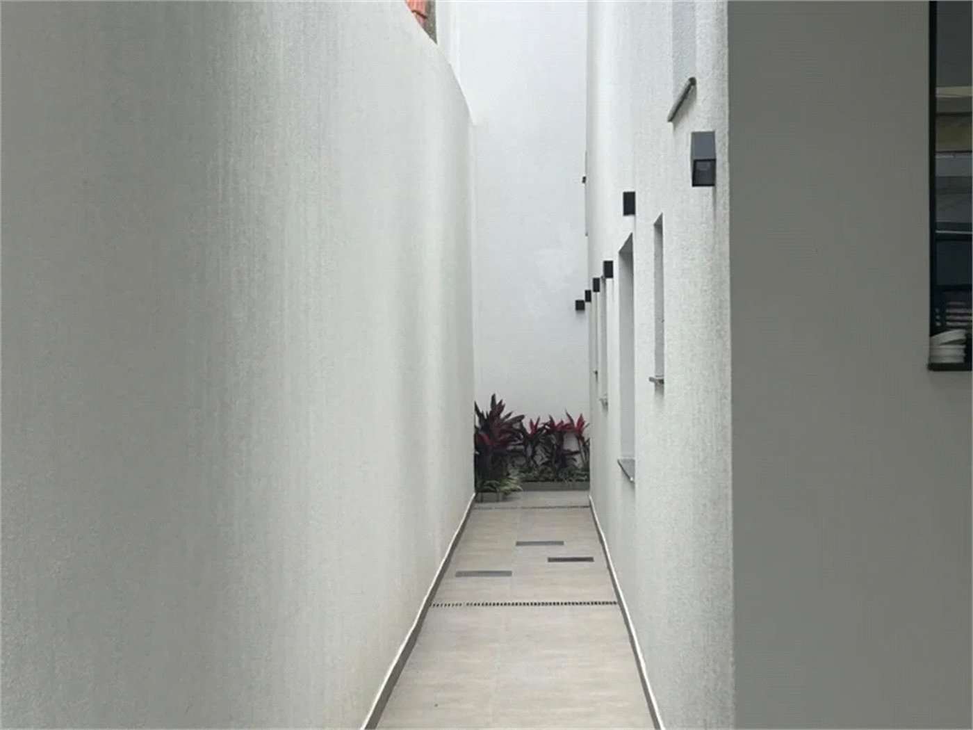 Sobrado à venda com 3 suítes em Vila Yara, Osasco, SP