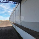 Galpão Comercial .