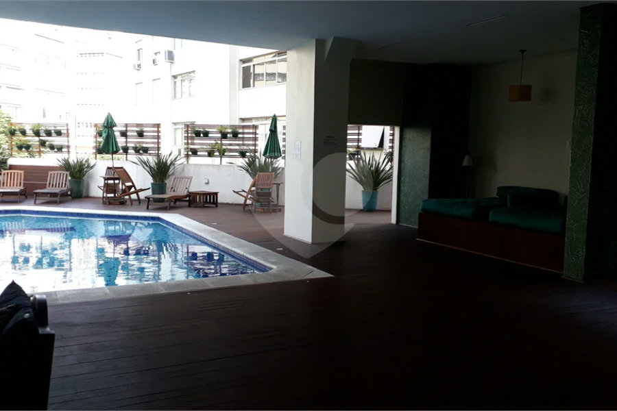 Apartamento à venda mobiliado nos Jardins — 126 m²
