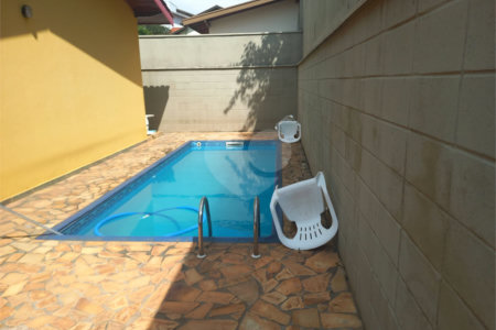 Casa à venda com 4 quartos, sendo 2 suítes,  em Villaggio Capríccio, Louveira, SP