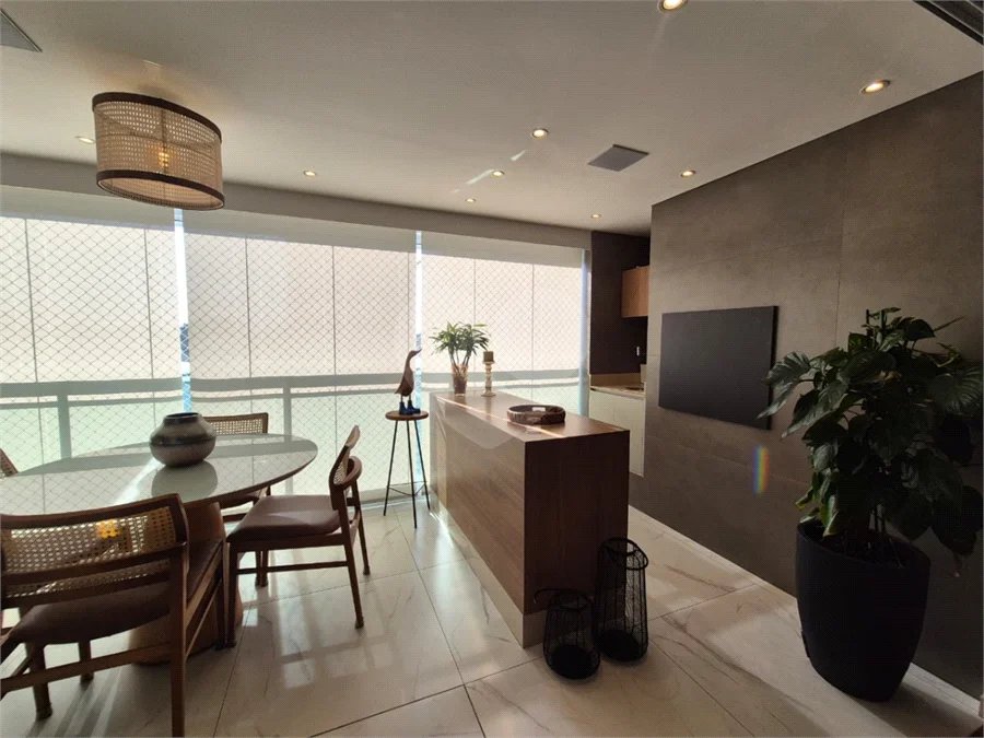 Apartamento à venda com 3 suítes em Vila Mascote, São Paulo, SP