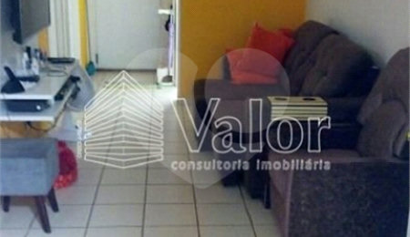 Casa à venda com 3 quartos, sendo 1 suíte,  no condomínio Moradas I, São Carlos - SP