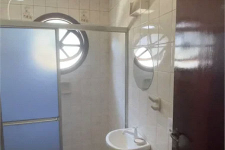 Sobrado à venda com 4 quartos, sendo 1 suíte, em Jardim Ester Yolanda, São Paulo, SP