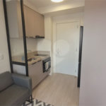 Studio sofisticado, totalmente mobiliado e pronto para morar