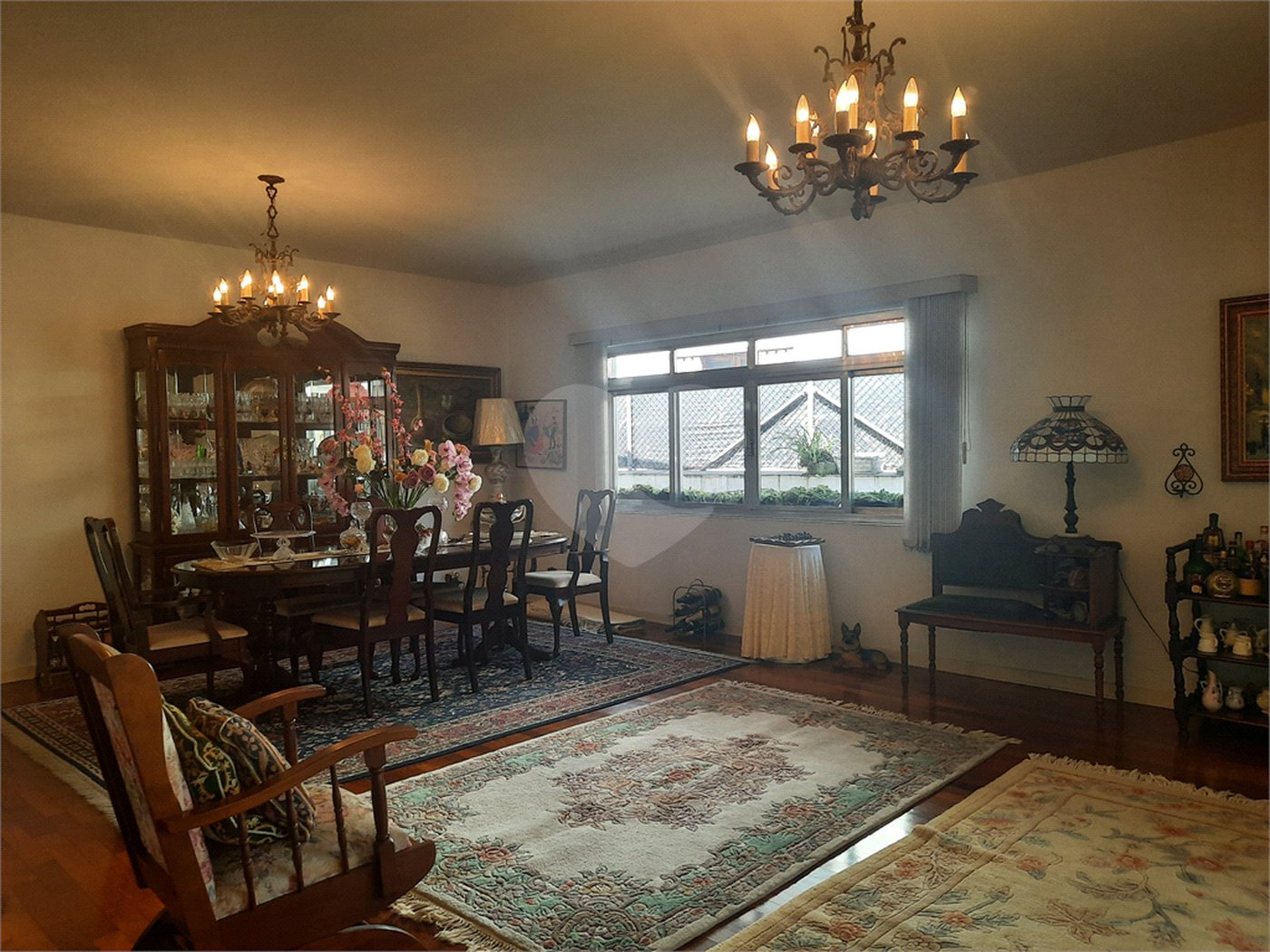 Casa com 4 quartos e 3 suítes com ótimo lazer no Jardim Marajoara