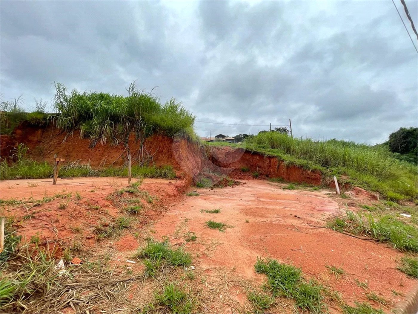 Terreno à venda no condomínio Vila Rea, Louveira - SP
