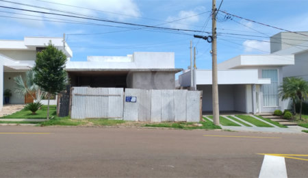 Casa à venda com 3 suítes no condomínio Quebec, São Carlos - SP