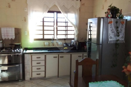 Casa térrea para locação no Cruzeiro do Sul