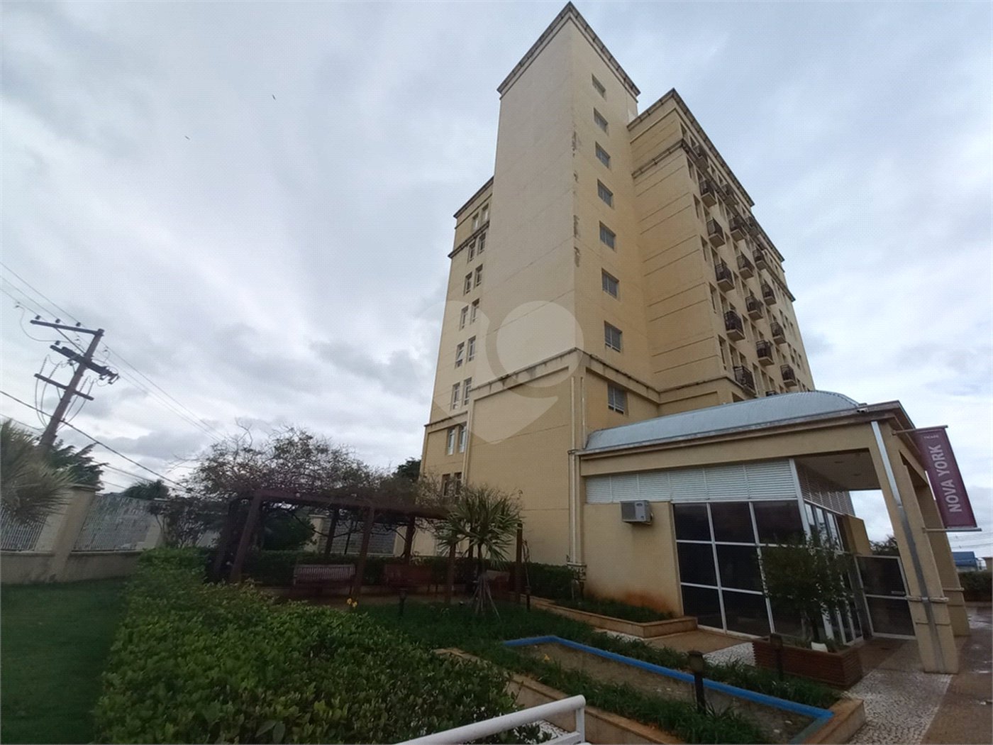 Sala Comercial no Edifício Tríade.