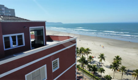 Cobertura à venda com 5 quartos, sendo 3 suítes,  em Ocian, Praia Grande, SP