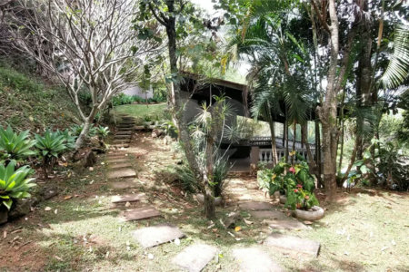 LINDA CHÁCARA A VENDA - CONDOMINIO ALPES D'OURO - BOM JESUS DOS PERDÕES