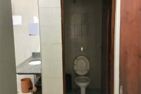 Prédio Comercial na Rua Domingos de Morais-multicomércio - proximo ao largo Ana Rosa.