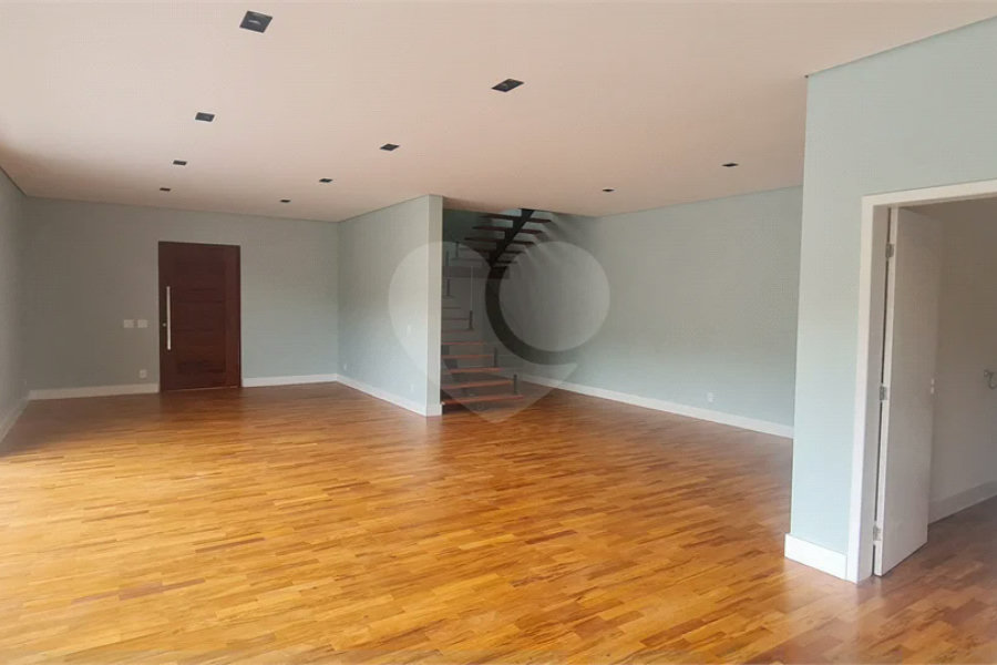 Casa à venda com 3 suítes no condomínio Alpes da Cantareira, Mairiporã - SP