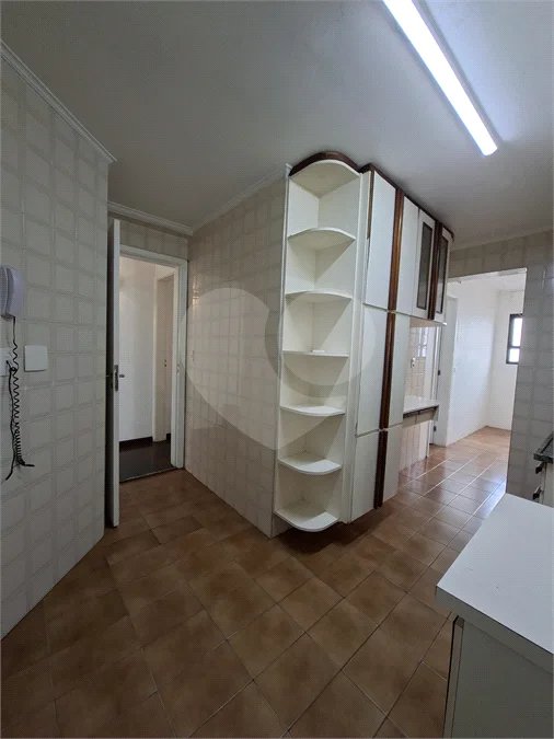 GRANDE OPORTUNIDADE DE COMPRA! APARTAMENTO DE 96m² NO CONDOMÍNIO CÓRSEGA